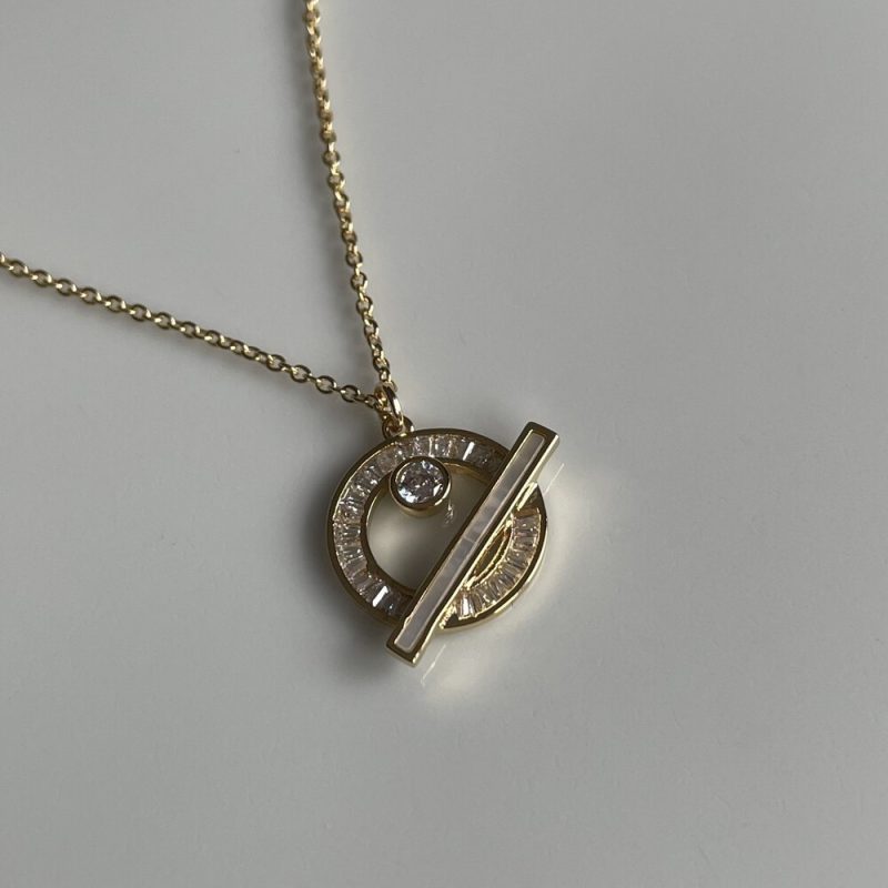 Gümüş Taşlı Kolye